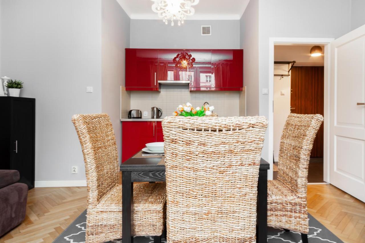 Stars Apartaments City Center By Noclegi Renters Warsaw Exterior photo